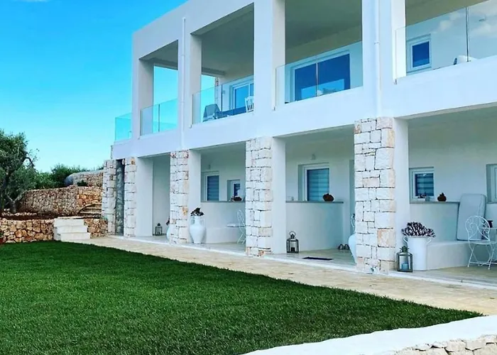 Feudi Mandolivo 4* אוסטוני